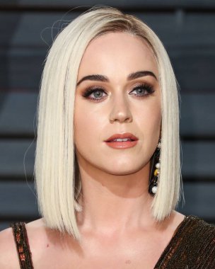  Katy Perry, Mavi Köken 'in Yeni Shepard roketiyle sadece kadınlardan oluşan mavi bir uçakla uzaya gidecek. BEVERLY HILLS, LOS ANGELES, CALIFORNIA, ABD - 26 Şubat: Amerikalı şarkıcı, söz yazarı ve TV kişisi Katy Perry 