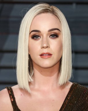  Katy Perry, Mavi Köken 'in Yeni Shepard roketiyle sadece kadınlardan oluşan mavi bir uçakla uzaya gidecek. BEVERLY HILLS, LOS ANGELES, CALIFORNIA, ABD - 26 Şubat: Amerikalı şarkıcı, söz yazarı ve TV kişisi Katy Perry 