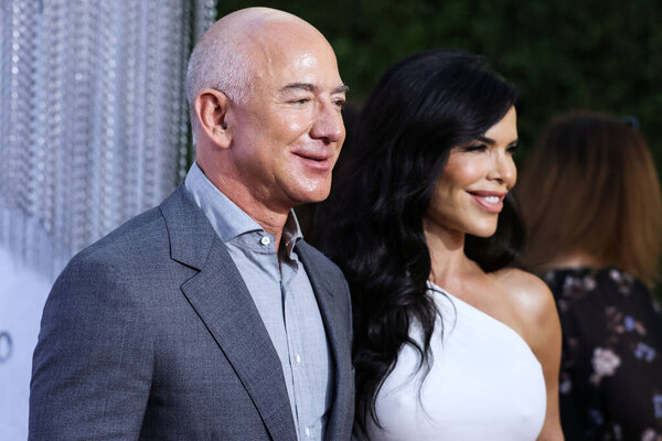 Lauren Sanchez to head to space on fiancee Jeff Bezoss Blue Origin New Shepard rocket all-women flight. CULVER CITY, LOS ANGELES, CALIFORNIA, USA - AUGUST 15: American entrepreneur and founder, executive chairman of Amazon.com Jeff Bezos       