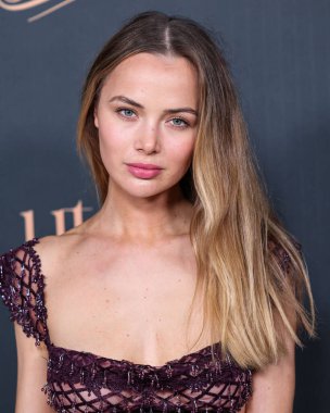 Jana Jung, Darren Dzienciol 'un Oscar Arifesi Partisi 2025' e Utopia 'nın sunduğu, Vas J Morgan' ın sunduğu LA Wildfire Yardım Misyonu için 1 Mart 2025 'te Beverly Hills, Los Angeles' taki SheatsGoldstein Konutu 'nda düzenlenen Dünya Güçlendirme Görevi için geliyor.