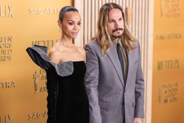  Zoe Saldana, 2 Mart 2025 Pazar günü 97. Yıllık Akademi Ödülleri 'nde En İyi Yardımcı Kadın Oyuncu dalında Oscar kazandı. LOS ANGELES, CALIFORNIA, ABD - 23 Şubat: Amerikalı aktris Zoe Saldana 