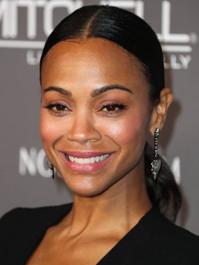 Zoe Saldana, 2 Mart 2025 Pazar günü 97. Yıllık Akademi Ödülleri 'nde Emilia Perez için En İyi Yardımcı Kadın Oyuncu dalında Oscar kazandı. CULVER ŞEHRİ, LOS ANGELES, CALIFORNIA, ABD - 10 Kasım: Amerikalı aktris Zoe Saldana          
