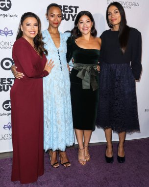 Zoe Saldana, 2 Mart 2025 Pazar günü 97. Yıllık Akademi Ödülleri 'nde En İyi Yardımcı Kadın Oyuncu dalında Oscar kazandı. BEVERLY HILLS, LOS ANGELES, CALIFORNIA, ABD - 08 Kasım: Eva Longoria, Amerikalı aktris Zoe Saldana