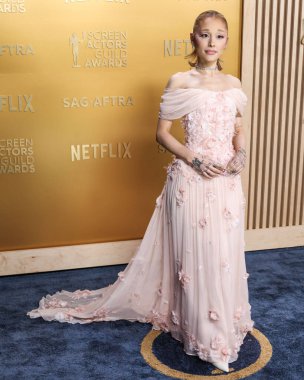 Özel Loewe ve Jared Atılier mücevherleri giyen Ariana Grande Butera, 23 Şubat 2025 'te Los Angeles, Kaliforniya, ABD' deki Shrine Oditoryum ve Fuar Salonu 'nda düzenlenen 31..            