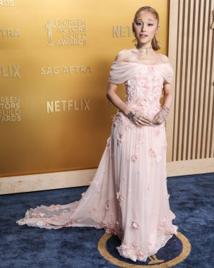 Özel Loewe ve Jared Atılier mücevherleri giyen Ariana Grande Butera, 23 Şubat 2025 'te Los Angeles, Kaliforniya, ABD' deki Shrine Oditoryum ve Fuar Salonu 'nda düzenlenen 31..            