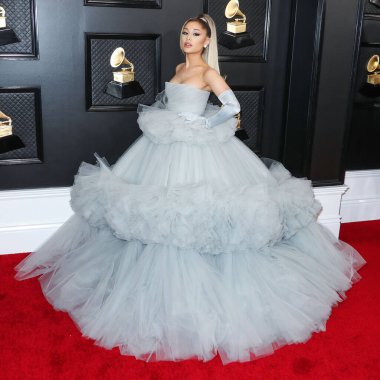 Ariana Grande Butera, 2 Mart 2025 Pazar günü 97. Yıllık Akademi Ödülleri 'nde Wicked' deki yardımcı rol adaylığıyla Oscar 'ı kazanmadı. LOS ANGELES, CALIFORNIA, ABD - 26 Ocak: Amerikalı şarkıcı, söz yazarı ve oyuncu Ariana Grande   