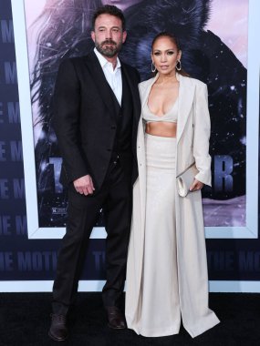 Jennifer Lopez ve Ben Affleck artık resmen bekarlar. Eski çift 6 Ocak 2025 'te boşanma anlaşmasını yapmış olsa da 20 Şubat 2025' te hakimin onayını aldılar..