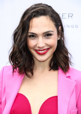 (Disney, Rachel Zegler ve Gal Gadot tartışmalarının ortasında Pamuk Prenses 'in Hollywood galasını geri çekiyor. PALM Yayları, CALIFORNIA, ABD - 3 Ocak: İsrailli aktris ve model Gal Gadot.