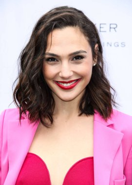 (Disney, Rachel Zegler ve Gal Gadot tartışmalarının ortasında Pamuk Prenses 'in Hollywood galasını geri çekiyor. PALM Yayları, CALIFORNIA, ABD - 3 Ocak: İsrailli aktris ve model Gal Gadot.