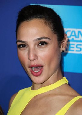 (Disney, Rachel Zegler ve Gal Gadot tartışmalarının ortasında Pamuk Prenses 'in Hollywood galasını geri çekiyor. PALM Yayları, CALIFORNIA, ABD - 02 Ocak: İsrailli aktris ve model Gal Gadot.