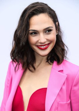 (Disney, Rachel Zegler ve Gal Gadot tartışmalarının ortasında Pamuk Prenses 'in Hollywood galasını geri çekiyor. PALM Yayları, CALIFORNIA, ABD - 3 Ocak: İsrailli aktris ve model Gal Gadot.