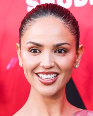 Alberta Ferretti elbisesi giyen Meksikalı aktris ve şarkıcı Eiza Gonzlez (Eiza Gonzalez), 17 Mart 2025 'te Los Angeles' taki Vista Tiyatrosu 'nda düzenlenen RLJE Filmcilik ve Shudder' Ash 'in Los Angeles galasına gelir.       