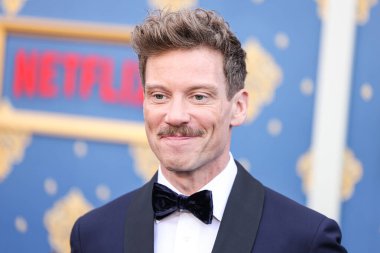 Barrett Foa, Netflix 'in 