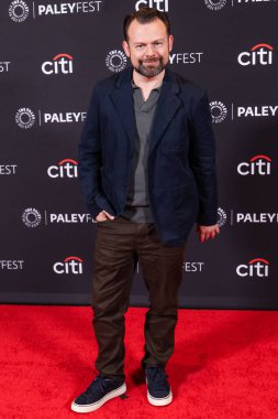 Amerikalı televizyon senaristi ve yapımcısı Dan Erickson 2025 PaleyFest LA (42. William S. Paley Televizyon Festivali) - Apple TV + 's' Severance 'Sezon 2, 21 Mart 2025' te Hollywood Tiyatrosu 'nda gerçekleştirildi.