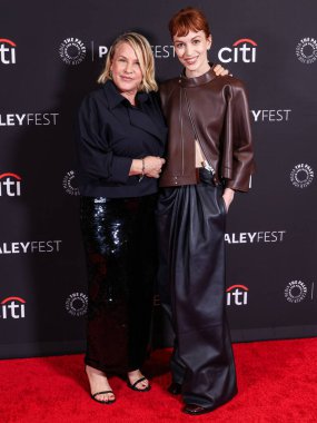 Patricia Arquette ve Britt Lower 2025 PaleyFest LA 'e (42. Geleneksel William S. Paley Televizyon Festivali) geldiler - Apple TV +' İşten Çıkarma 'Sezon 2, 21 Mart 2025' te Hollywood, Los Angeles, Kaliforniya, ABD 'de Dolby Tiyatrosu' nda gerçekleştirildi.. 