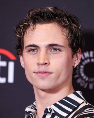 Amerikalı aktör Tanner Buchanan, 2025 PaleyFest LA 'e (42. Geleneksel William S. Paley Televizyon Festivali) geldi - Netflix' in 'Kobra Kai' sezonu, 22 Mart 2025 'te Hollywood, Los Angeles, Kaliforniya, ABD' de Dolby Tiyatrosu 'nda gerçekleşti..     