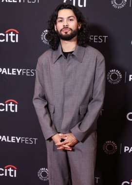 Amerikalı aktör Xolo Mariduena (Xolo Mariduena) 2025 PaleyFest LA (42. Geleneksel William S. Paley Televizyon Festivali) - Netflix 'in' Kobra Kai 'sezonu 6.