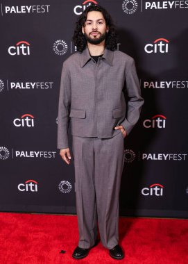 Amerikalı aktör Xolo Mariduena (Xolo Mariduena) 2025 PaleyFest LA (42. Geleneksel William S. Paley Televizyon Festivali) - Netflix 'in' Kobra Kai 'sezonu 6.