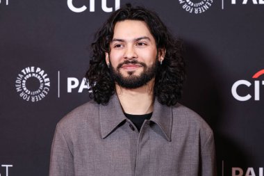 Amerikalı aktör Xolo Mariduena (Xolo Mariduena) 2025 PaleyFest LA (42. Geleneksel William S. Paley Televizyon Festivali) - Netflix 'in' Kobra Kai 'sezonu 6.