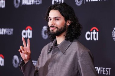 Amerikalı aktör Xolo Mariduena (Xolo Mariduena) 2025 PaleyFest LA (42. Geleneksel William S. Paley Televizyon Festivali) - Netflix 'in' Kobra Kai 'sezonu 6.