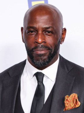 Amerikalı televizyon oyuncusu Alimi Ballard, 22 Mart 2025 'te Fairmont Century Plaza' da düzenlenen 2025 Los Angeles İnsan Hakları Kampanyası 'na geldi..