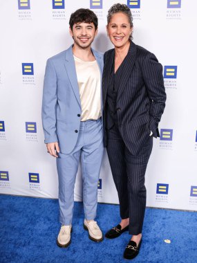 David Archuleta ve Dana Goldberg, 22 Mart 2025 'te Fairmont Century Plaza' da düzenlenen 2025 Los Angeles İnsan Hakları Kampanyası 'na geldiler..