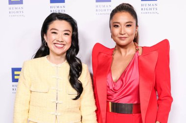 Sherry Cola ve Ashley Park, 22 Mart 2025 'te Fairmont Century Plaza' da düzenlenen 2025 Los Angeles İnsan Hakları Kampanyası 'na geldiler.. 