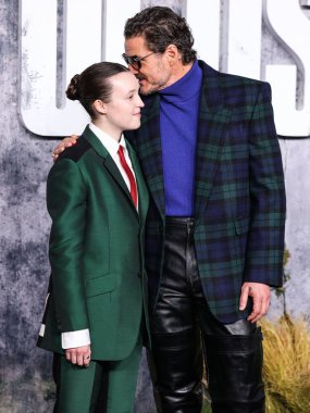 Gabriel Luna ve Bella Ramsey 24 Mart 2025 'te Hollywood, Los Angeles, Kaliforniya, ABD' de bulunan TCL Çin Tiyatrosu IMAX 'te düzenlenen' The Last Of Us 'sezonunun Los Angeles Prömiyeri' ne geldiler..