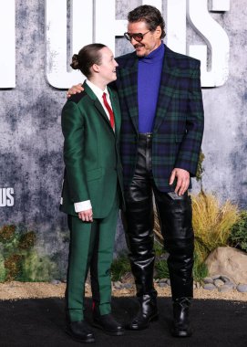 Gabriel Luna ve Bella Ramsey 24 Mart 2025 'te Hollywood, Los Angeles, Kaliforniya, ABD' de bulunan TCL Çin Tiyatrosu IMAX 'te düzenlenen' The Last Of Us 'sezonunun Los Angeles Prömiyeri' ne geldiler..