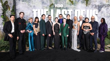 Los Angeles 'taki HBO' nun Orijinal Dizisi 'The Last Of Us' ikinci sezonunda film kadrosu 24 Mart 2025 'te Hollywood, Los Angeles, Kaliforniya, ABD' deki TCL Çin Tiyatrosu IMAX 'ta yapıldı..