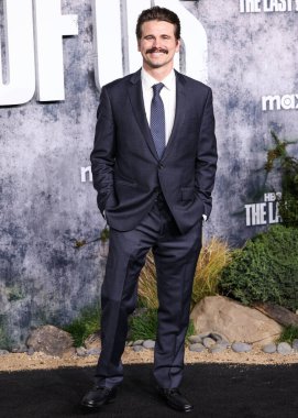 Amerikalı aktör Jason Ritter, HBO 'nun ikinci sezonunun Los Angeles Prömiyeri' The Last Of Us 'sezonuna 24 Mart 2025' te Hollywood, Los Angeles, Kaliforniya 'da IMAX Çin Tiyatrosu' nda katıldı..