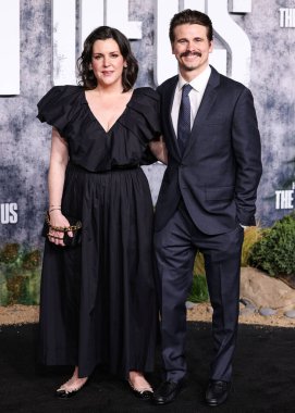 Melanie Lynskey ve kocası Jason Ritter, HBO 'nun orijinal dizisinin Los Angeles Premiere of HBO' nun 