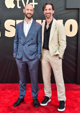 Evan Goldberg ve James Weaver, 24 Mart 2025 'te Los Angeles, Kaliforniya, ABD' de bulunan Akademi Sinema Müzesi 'nde gerçekleştirilen Apple TV' nin dünya prömiyeri + 'The Stüdyo' 1.. 