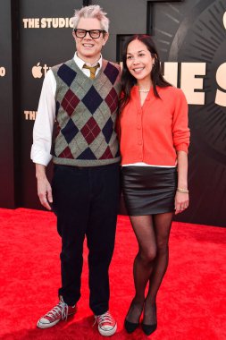 Johnny Knoxville ve kız arkadaşı Emily Ting, 24 Mart 2025 'te Los Angeles, Kaliforniya, ABD' de bulunan Akademi Sinema Müzesi 'nde düzenlenen Apple TV +' The Stüdyo 'nun 1.. 