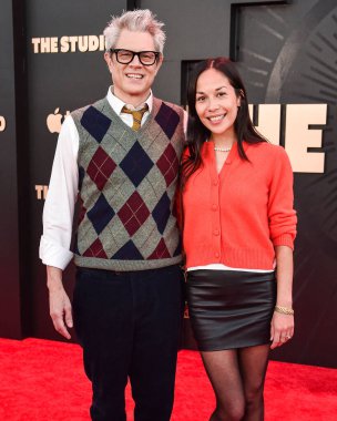 Johnny Knoxville ve kız arkadaşı Emily Ting, 24 Mart 2025 'te Los Angeles, Kaliforniya, ABD' de bulunan Akademi Sinema Müzesi 'nde düzenlenen Apple TV +' The Stüdyo 'nun 1..