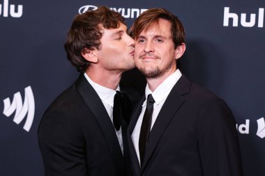 Cooper Koch ve erkek arkadaşı Stuart McClave, 27 Mart 2025 'te Beverly Hilton Hotel' de düzenlenen 36. Yıllık GLAAD Medya Ödülleri 'ne geldiler..