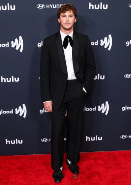 Cooper Koch, 27 Mart 2025 'te Beverly Hilton Hotel' de düzenlenen 36. Yıllık GLAAD Medya Ödülleri 'ne geliyor..