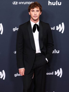 Cooper Koch, 27 Mart 2025 'te Beverly Hilton Hotel' de düzenlenen 36. Yıllık GLAAD Medya Ödülleri 'ne geliyor..