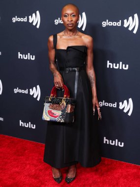 Dior 'u giyen İngiliz aktris ve şarkıcı Cynthia Erivo, 27 Mart 2025' te Beverly Hills, Los Angeles, Kaliforniya, ABD 'deki The Beverly Hilton Hotel' de düzenlenen 36..         