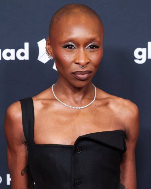 Dior 'u giyen İngiliz aktris ve şarkıcı Cynthia Erivo, 27 Mart 2025' te Beverly Hills, Los Angeles, Kaliforniya, ABD 'deki The Beverly Hilton Hotel' de düzenlenen 36..         