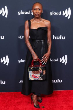 Dior 'u giyen İngiliz aktris ve şarkıcı Cynthia Erivo, 27 Mart 2025' te Beverly Hills, Los Angeles, Kaliforniya, ABD 'deki The Beverly Hilton Hotel' de düzenlenen 36..         