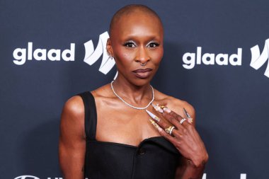 Dior 'u giyen İngiliz aktris ve şarkıcı Cynthia Erivo, 27 Mart 2025' te Beverly Hills, Los Angeles, Kaliforniya, ABD 'deki The Beverly Hilton Hotel' de düzenlenen 36..         