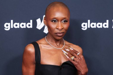 Dior 'u giyen İngiliz aktris ve şarkıcı Cynthia Erivo, 27 Mart 2025' te Beverly Hills, Los Angeles, Kaliforniya, ABD 'deki The Beverly Hilton Hotel' de düzenlenen 36..         