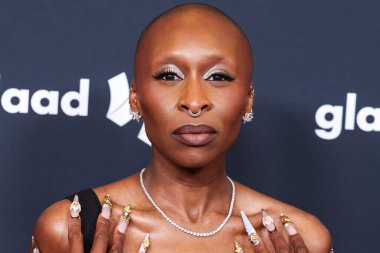 Dior 'u giyen İngiliz aktris ve şarkıcı Cynthia Erivo, 27 Mart 2025' te Beverly Hills, Los Angeles, Kaliforniya, ABD 'deki The Beverly Hilton Hotel' de düzenlenen 36..         