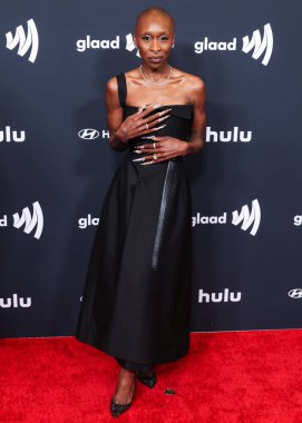Dior 'u giyen İngiliz aktris ve şarkıcı Cynthia Erivo, 27 Mart 2025' te Beverly Hills, Los Angeles, Kaliforniya, ABD 'deki The Beverly Hilton Hotel' de düzenlenen 36..         