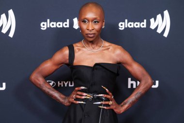 Dior 'u giyen İngiliz aktris ve şarkıcı Cynthia Erivo, 27 Mart 2025' te Beverly Hills, Los Angeles, Kaliforniya, ABD 'deki The Beverly Hilton Hotel' de düzenlenen 36..         