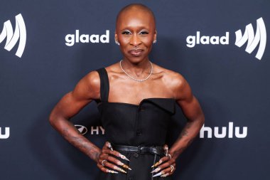 Dior 'u giyen İngiliz aktris ve şarkıcı Cynthia Erivo, 27 Mart 2025' te Beverly Hills, Los Angeles, Kaliforniya, ABD 'deki The Beverly Hilton Hotel' de düzenlenen 36..         