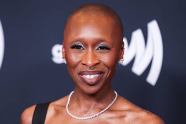 Dior 'u giyen İngiliz aktris ve şarkıcı Cynthia Erivo, 27 Mart 2025' te Beverly Hills, Los Angeles, Kaliforniya, ABD 'deki The Beverly Hilton Hotel' de düzenlenen 36..         