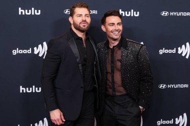 Jaymes Vaughan ve kocası Jonathan Bennett, 27 Mart 2025 'te Beverly Hilton Hotel' de düzenlenen 36. Yıllık GLAAD Medya Ödülleri 'ne geldiler..