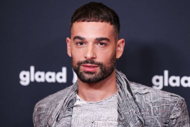 Johnny Sibilly, 27 Mart 2025 'te Beverly Hilton Hotel' de düzenlenen 36. GLAAD Medya Ödülleri 'ne geliyor..